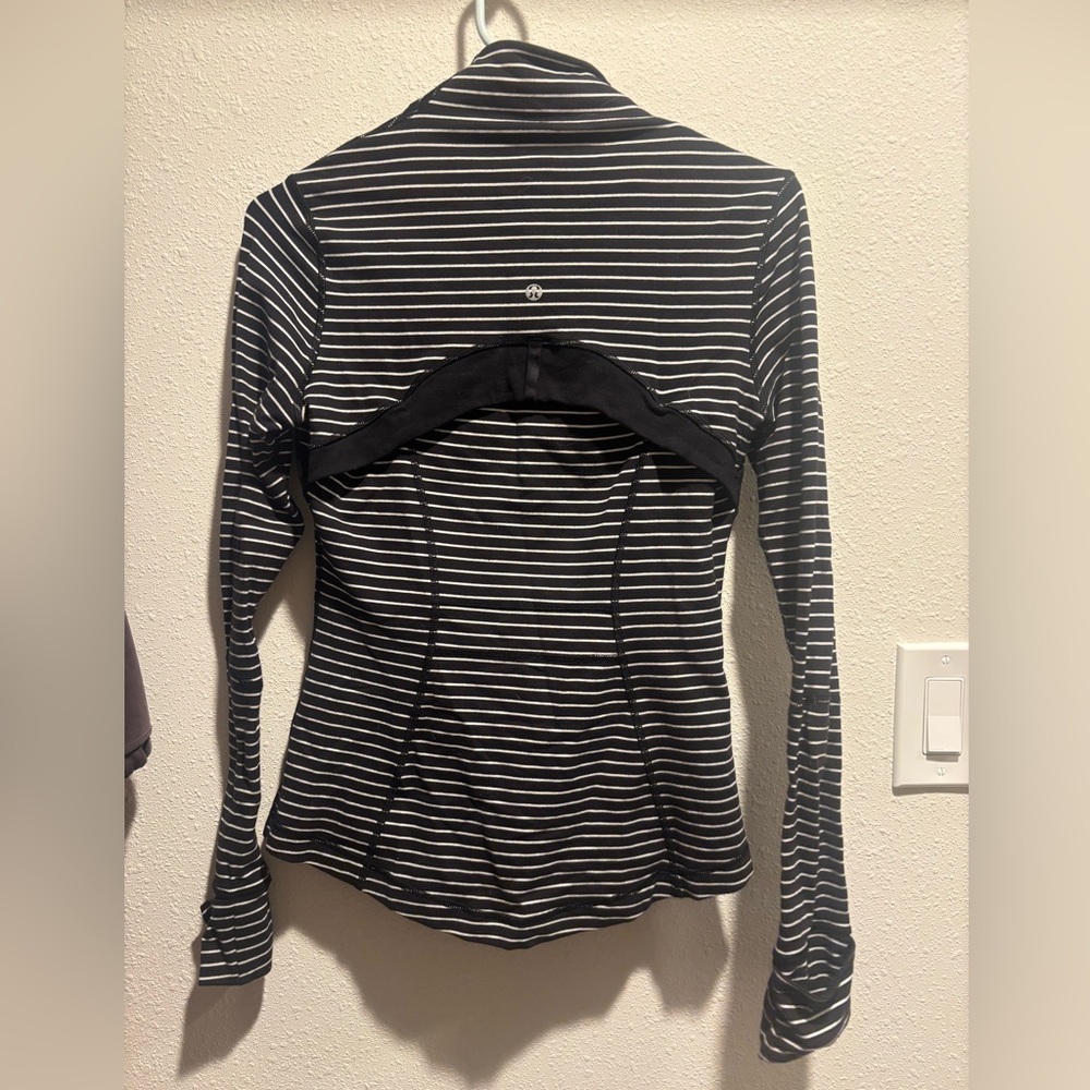 Lululemon Athletica Black and White Striped Long Sleeve Tee